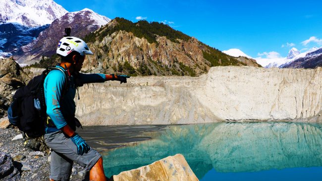gangapurna lake in manang yakru tour